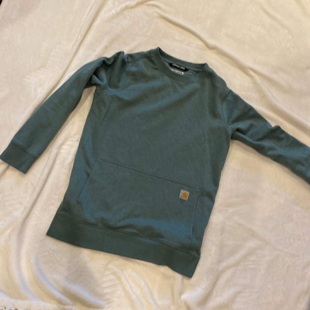 Women’s carhartt pocket sweatshirt